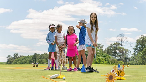 Aspiring young golfers